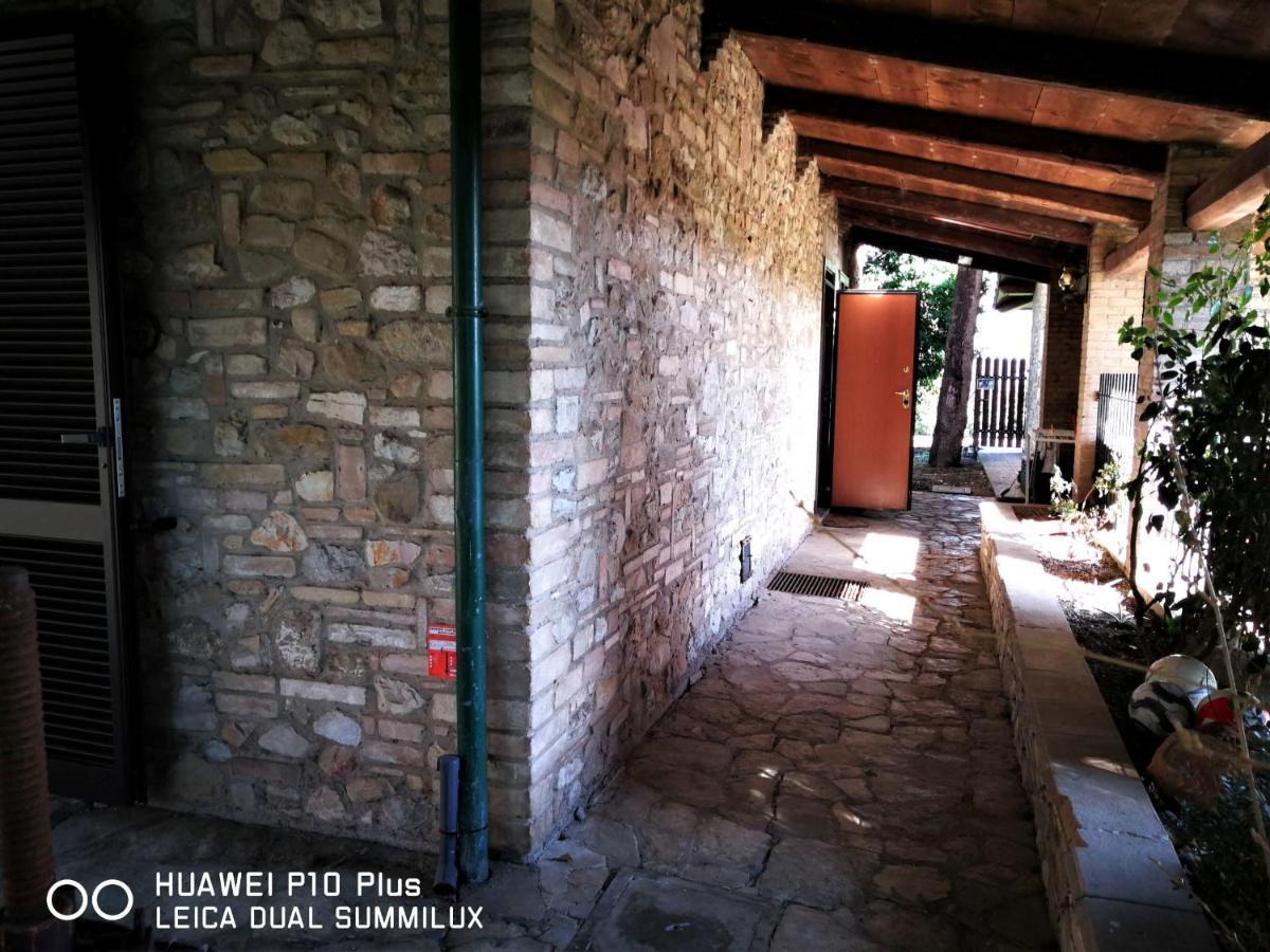 Villa Con Piscina Assisi Exterior photo